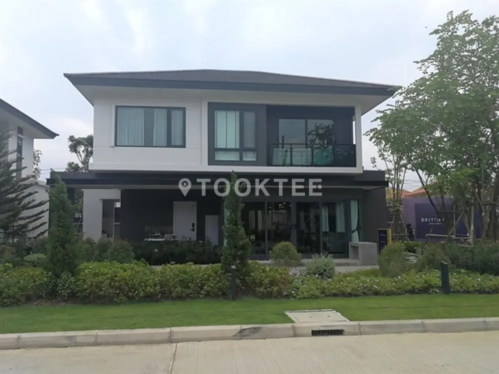 บริทาเนีย บางนา กม.12